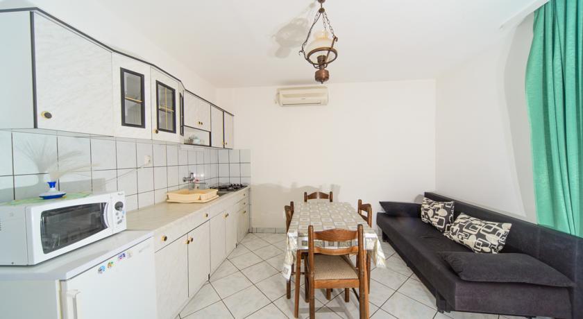 Apartmani Katica Kornić Oda fotoğraf