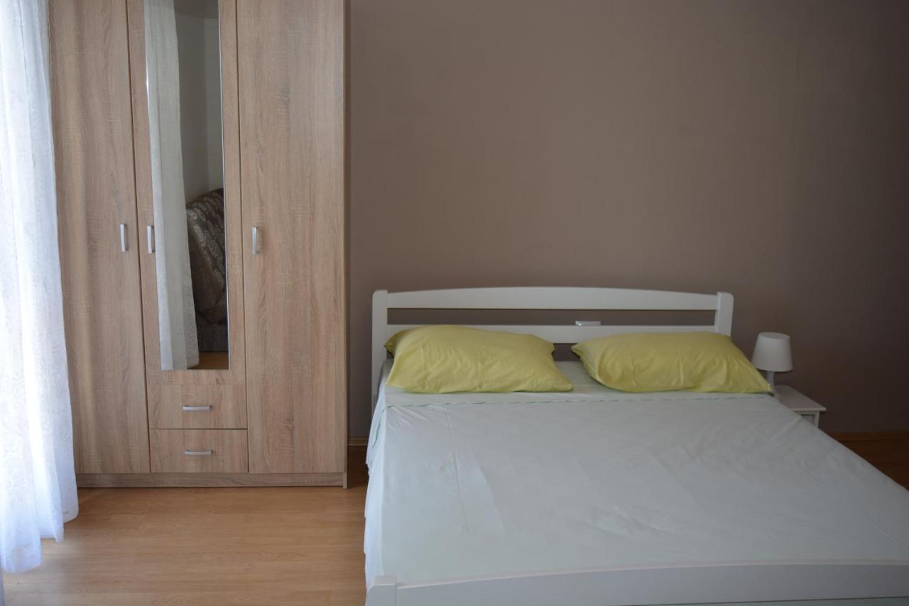 Apartmani Katica Kornić Dış mekan fotoğraf