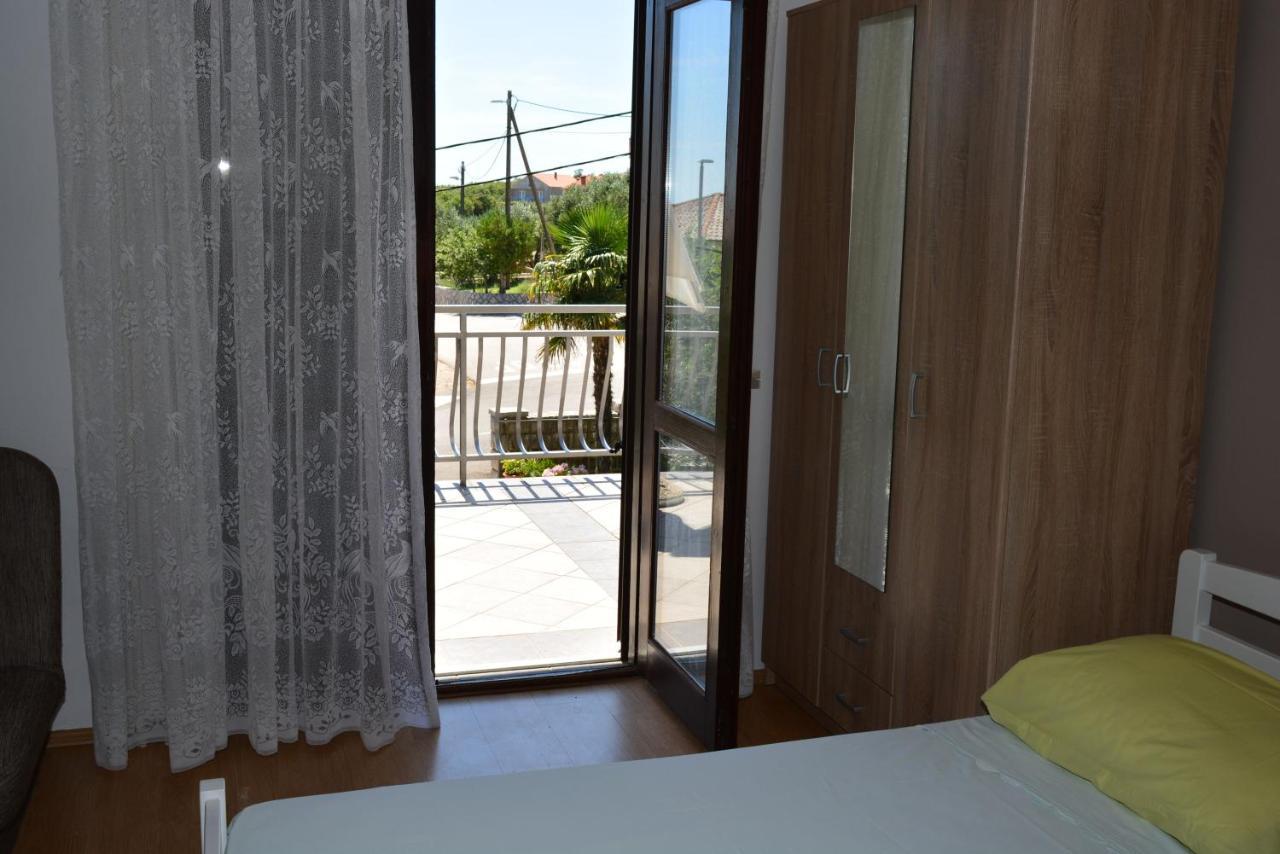 Apartmani Katica Kornić Dış mekan fotoğraf